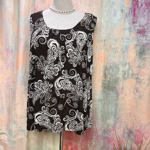 πChaus Sleeveless Top and Long Sleeves Cardigan / Jacket - Picture 7 of 15